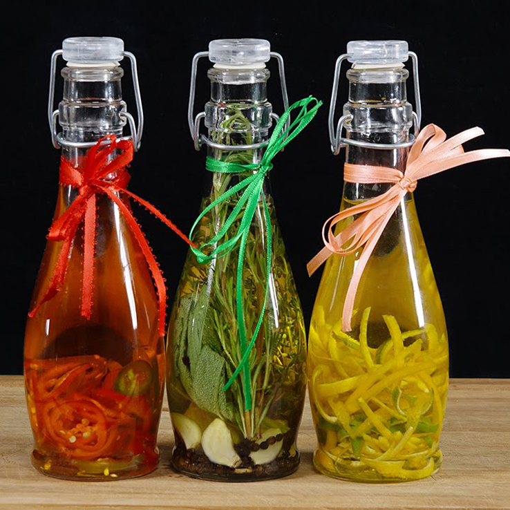 Dried Herbs, Oils & Vinegar